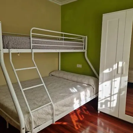 Amplia Casa Familiar 폰테베드라