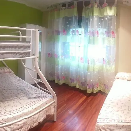 Amplia Casa Familiar 폰테베드라